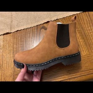 Women’s Boots